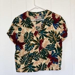 Hilo Hattie Hawaiian palm print short sleeve shirt